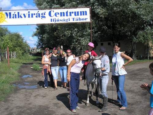Mákvirág Centrum